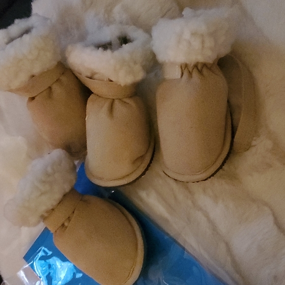 (Bundle other dog clothing and SAVE) Dog Woof Wear - Picture 5 of 7